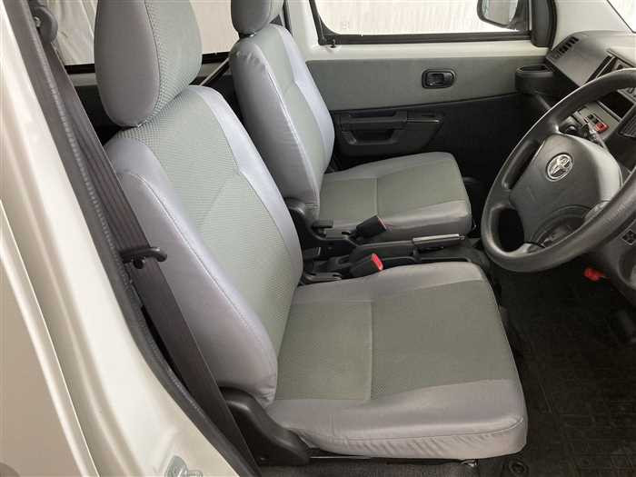 2021 Toyota Townace Van 5BF-S403M (UW-69f5a9e4624f9)[9]
