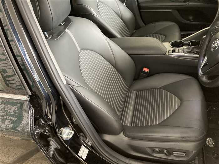 2021 Toyota Camry Hybrid 6AA-AXVH70 (UW-69f5a9e7769aa)[9]