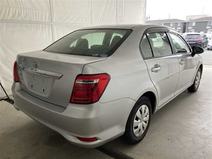 2015 Toyota Corolla Axio DBA-NRE160 (UW-69f5a9e77a90e)[1]