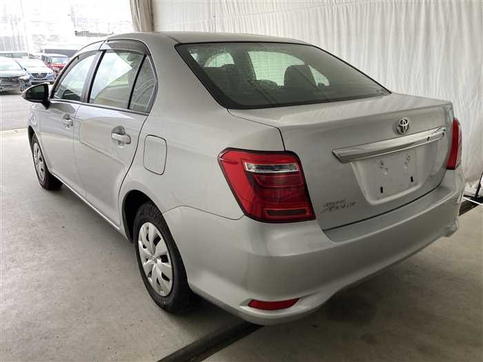 2015 Toyota Corolla Axio DBA-NRE160 (UW-69f5a9e77a90e)[3]
