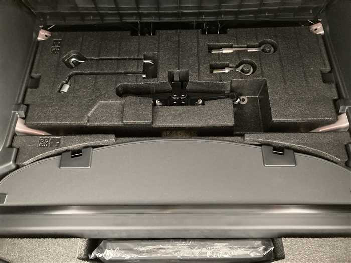 2013 Mazda CX-5 LDA-KE2AW (UW-69f5a9eeb722c)[12]