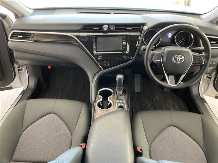2017 Toyota Camry Hybrid DAA-AXVH70 (UW-69f5a9efaa98b)[15]