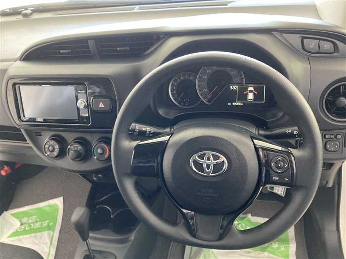 2017 Toyota Vitz DBA-NSP130 (UW-69f5a9f0a04dc)[16]