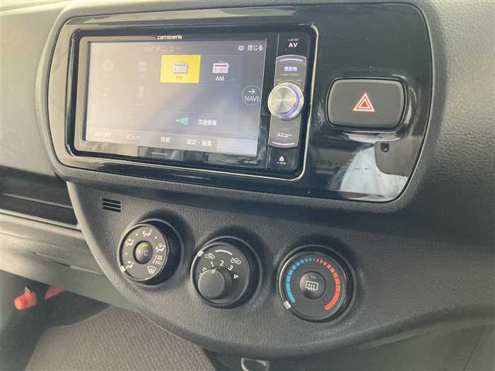 2017 Toyota Vitz DBA-NSP130 (UW-69f5a9f0a04dc)[19]