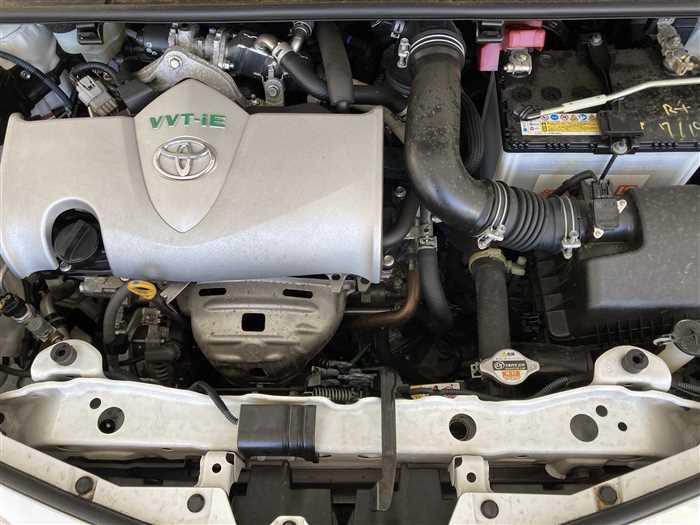 2017 Toyota Vitz DBA-NSP130 (UW-69f5a9f0a04dc)[23]
