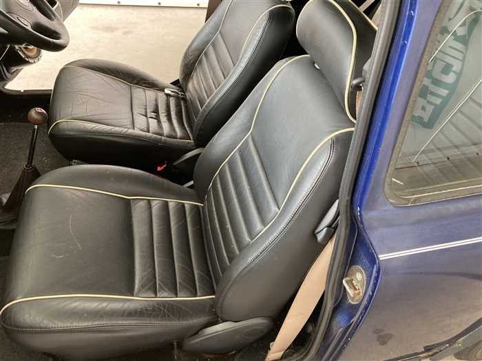 1999 Rover Mini E-XN12A (UW-69f5a9f65f8fe)[17]