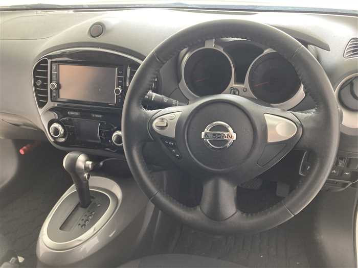 2020 Nissan JUKE DBA-YF15 (UW-69f5a9f792679)[16]