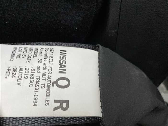 2020 Nissan JUKE DBA-YF15 (UW-69f5a9f792679)[23]