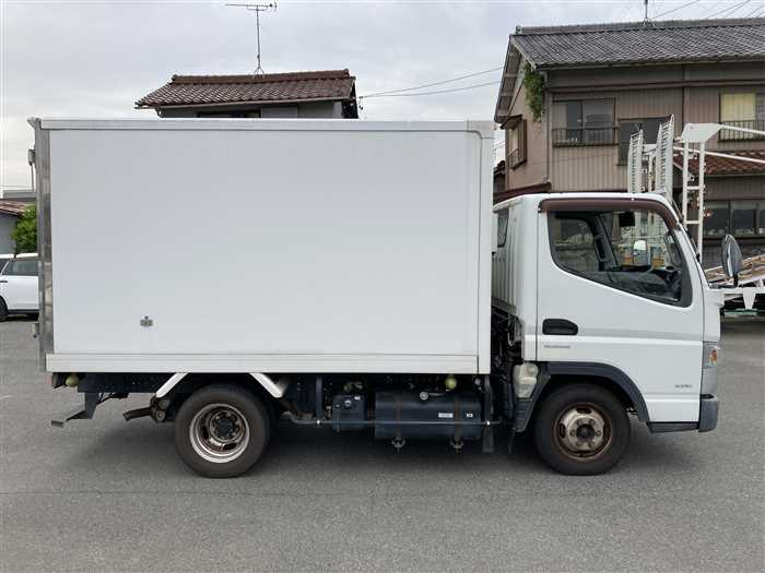 2015 Mitsubishi Canter TPG-FBA00 (UW-69f5a9fba63ed)[7]