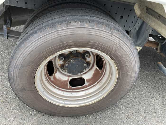 2015 Mitsubishi Canter TPG-FBA00 (UW-69f5a9fba63ed)[11]