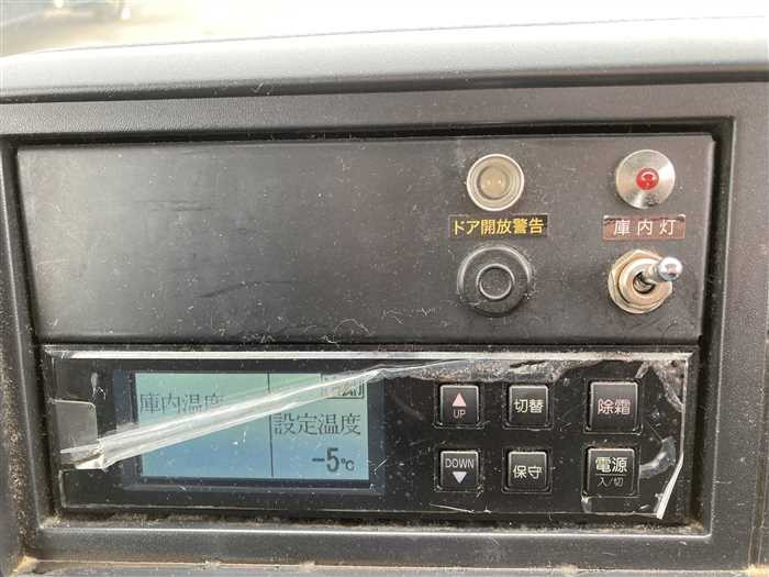 2015 Mitsubishi Canter TPG-FBA00 (UW-69f5a9fba63ed)[19]