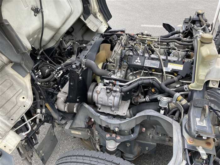 2015 Mitsubishi Canter TPG-FBA00 (UW-69f5a9fba63ed)[24]