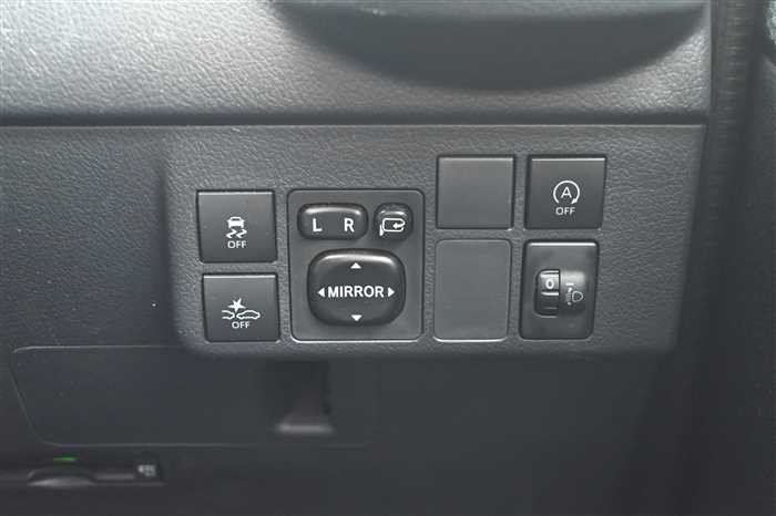 2021 Toyota Townace Van 5BF-S403M (UW-69f5a9fcd5685)[13]