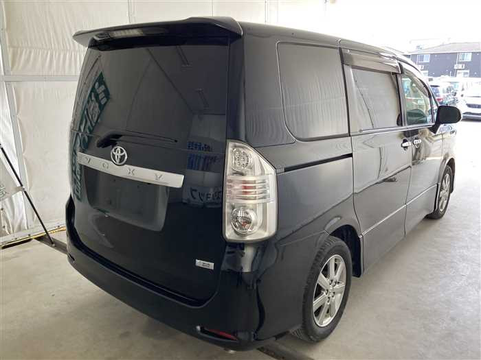 2009 Toyota Voxy DBA-ZRR70W (UW-69f5a9fe61337)[1]