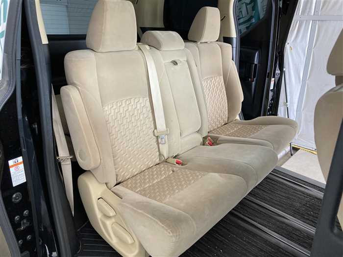 2017 Toyota Alphard Hybrid DAA-AYH30W (UW-69f5a9ff899d1)[10]
