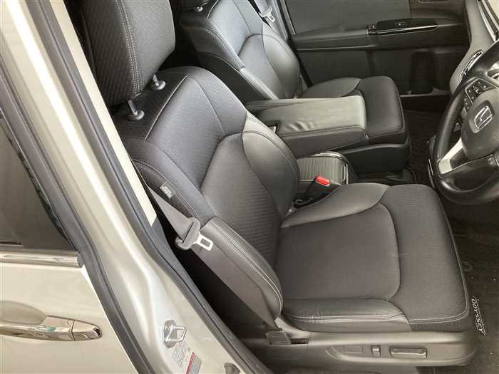 2021 Honda Odyssey Hybrid 6AA-RC4 (UW-69f5a9ffe8e24)[9]