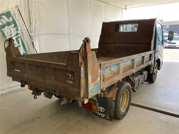 2005 Toyota Dyna PB-XZU351D (UW-69f5aa00c2221)[1]