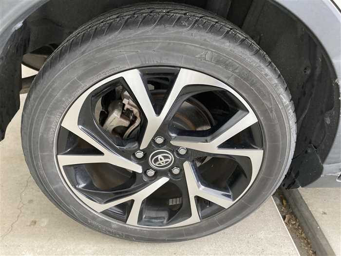 2018 Toyota C-HR DAA-ZYX10 (UW-69f5aa029df70)[8]