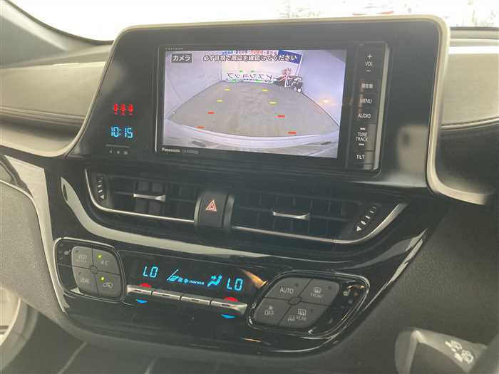2018 Toyota C-HR DAA-ZYX10 (UW-69f5aa029df70)[20]