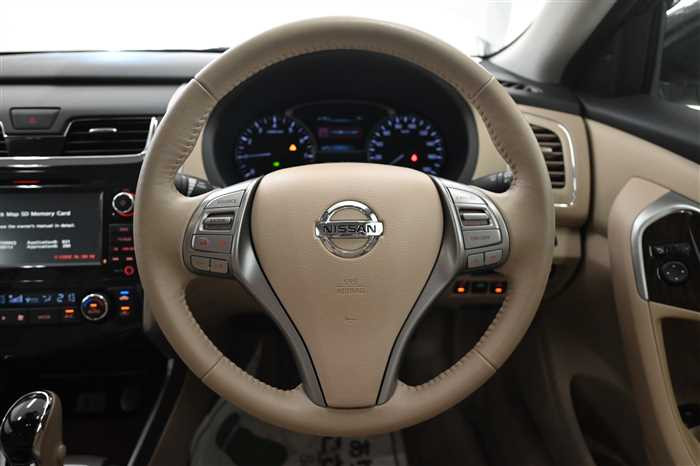 2018 Nissan Teana DBA-L33 (UW-69f5aa04daba9)[15]