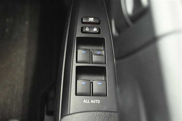 2021 Toyota Corolla Fielder 6AA-NKE165G (UW-69f5aa0663afd)[25]