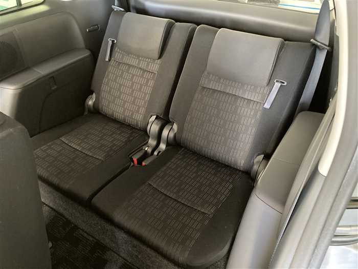 2013 Toyota Isis DBA-ZGM11W (UW-69f5aa0663866)[14]