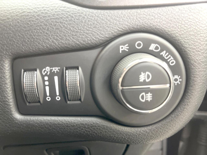 2019 Chrysler Jeep Cherokee ABA-KL20L (UW-69f6bb83a181f)[12]