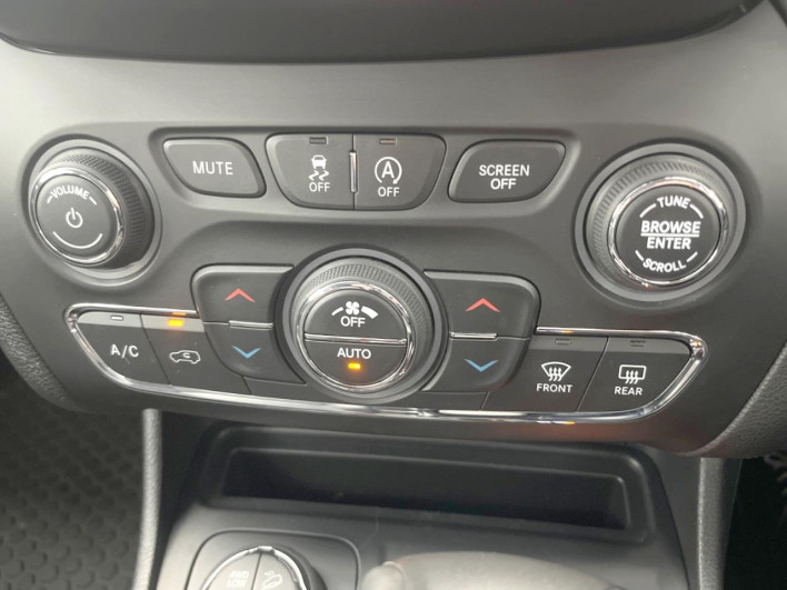 2019 Chrysler Jeep Cherokee ABA-KL20L (UW-69f6bb83a181f)[25]