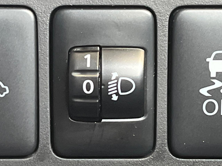 2019 Mitsubishi Mirage DBA-A03A (UW-69f6bb8441cfe)[24]