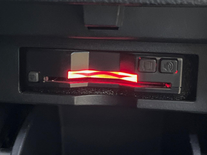 2018 Toyota Alphard DBA-AGH30W (UW-69f6bb98ccb43)[13]