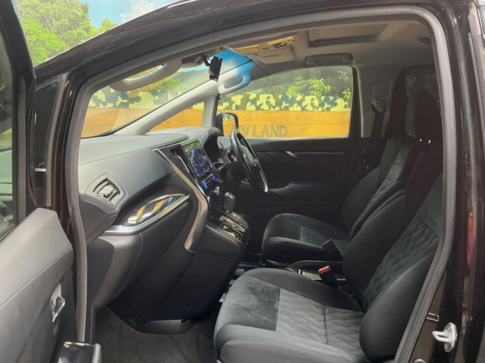 2018 Toyota Alphard DBA-AGH30W (UW-69f6bb98ccb43)[4]