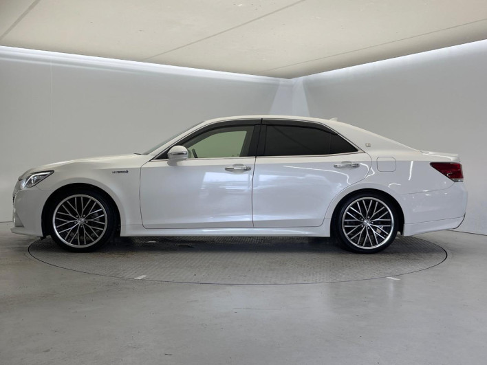 2013 Toyota Crown Hybrid DAA-AWS210 (UW-69f6bba5c37b3)[28]