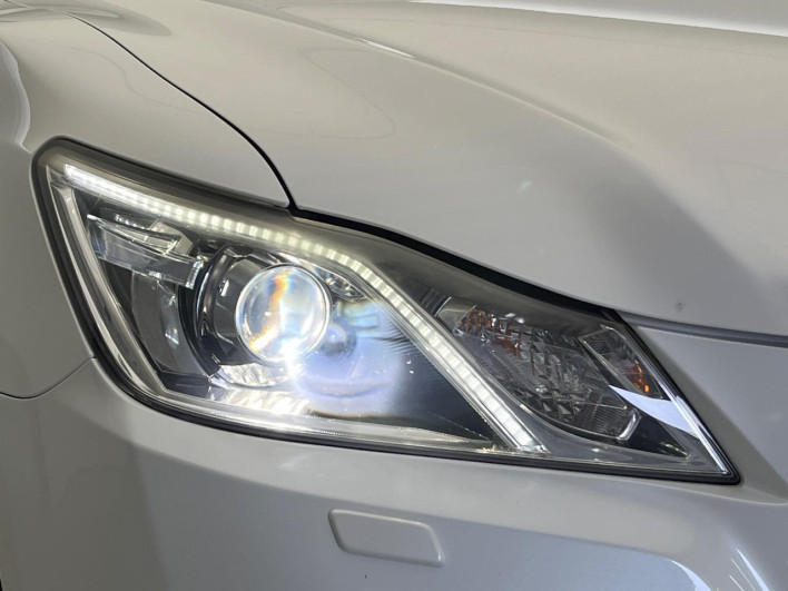 2013 Toyota Crown Hybrid DAA-AWS210 (UW-69f6bba5c37b3)[12]