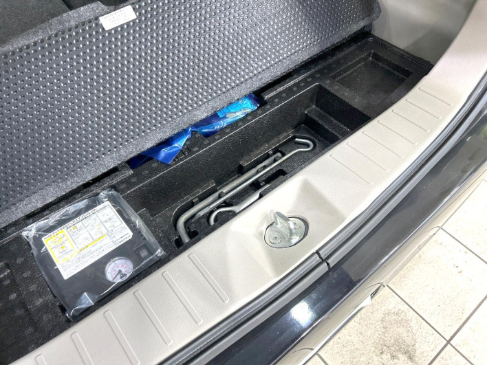 2016 Mitsubishi eK Wagon DBA-B11W (UW-69f6bbb856b7e)[26]