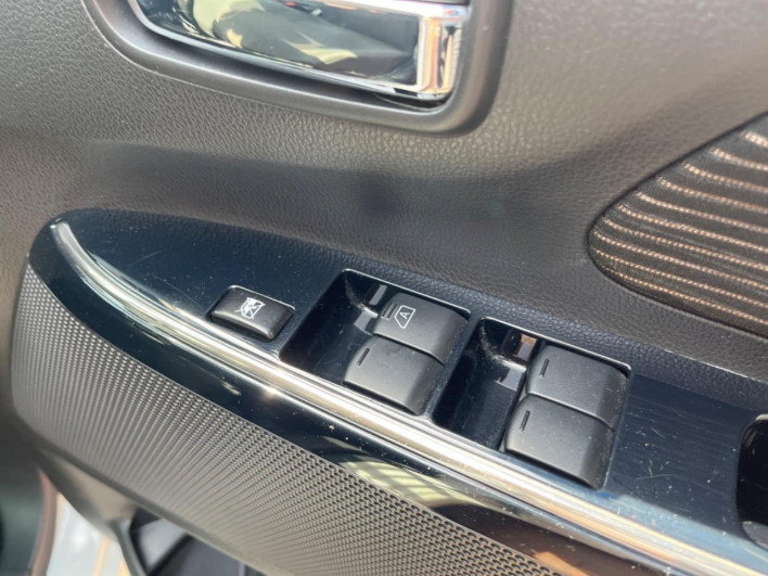2018 Mitsubishi ek Custom DBA-B11W (UW-69f6bbb9585e0)[29]