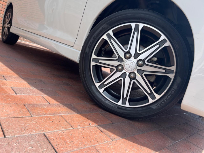 2018 Mitsubishi ek Custom DBA-B11W (UW-69f6bbb9585e0)[17]