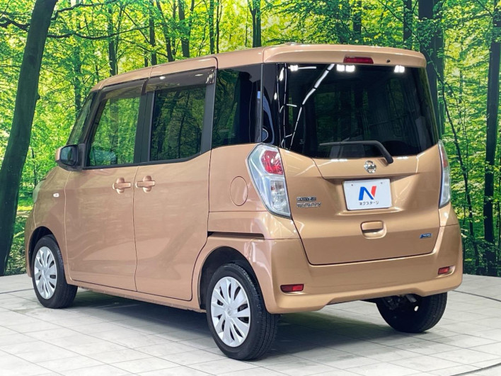 2015 Nissan DAYZ ROOX DBA-B21A (UW-69f6bbbaa9eb7)[14]