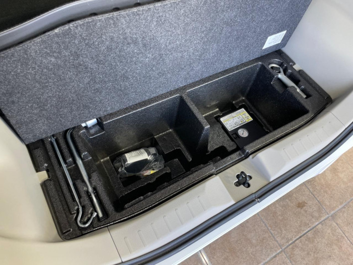 2020 Mitsubishi eK Space 4AA-B35A (UW-69f6bbc0f34c2)[19]