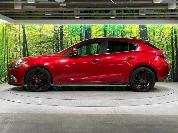 2015 Mazda Axela Sports DBA-BMEFS (UW-69f6bbceb32f6)[12]