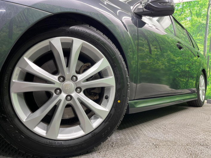 2010 Subaru Legacy Touring Wagon DBA-BR9 (UW-69f6bbd0e934b)[10]