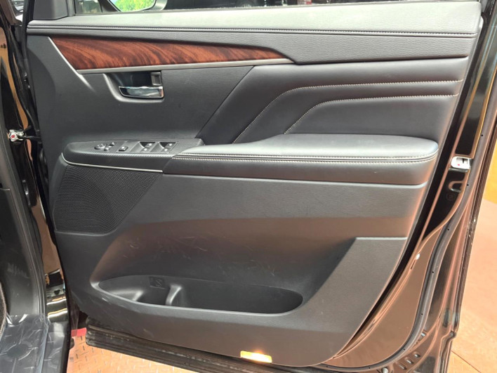 2021 Mitsubishi Delica D:5 3DA-CV1W (UW-69f6bbd32bd00)[21]
