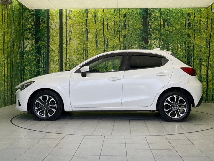 2016 Mazda Demio LDA-DJ5FS (UW-69f6bbd97e987)[10]