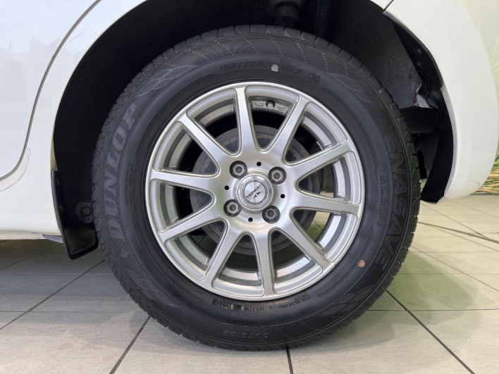 2014 Nissan Note DBA-E12 (UW-69f6bbde77da7)[12]