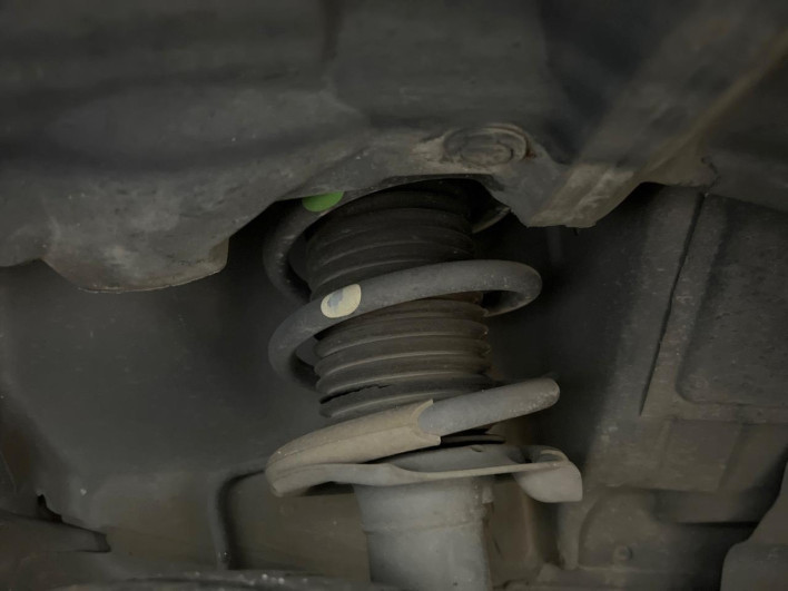 2015 Nissan Note DBA-E12 (UW-69f6bbde8e4ae)[8]