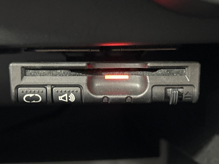 2015 Nissan Note DBA-E12 (UW-69f6bbdf5e5c2)[21]