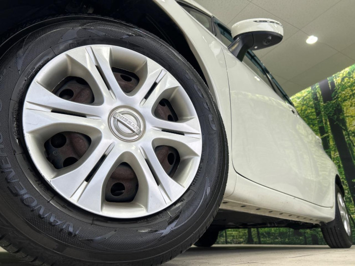 2015 Nissan Note DBA-E12 (UW-69f6bbdf5e5c2)[26]