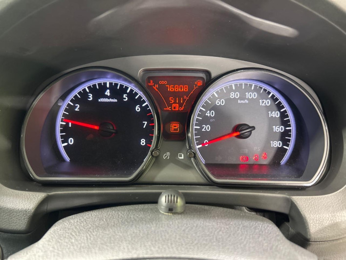 2015 Nissan Note DBA-E12 (UW-69f6bbdf5e5c2)[17]