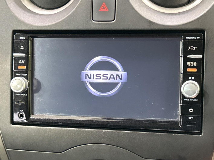 2015 Nissan Note DBA-E12 (UW-69f6bbdf5e5c2)[13]