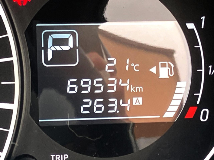 2015 Nissan Note DBA-E12 (UW-69f6bbe06ac5a)[2]