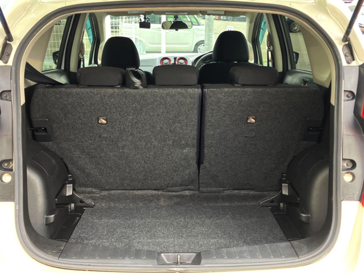2015 Nissan Note DBA-E12 (UW-69f6bbe06ac5a)[7]